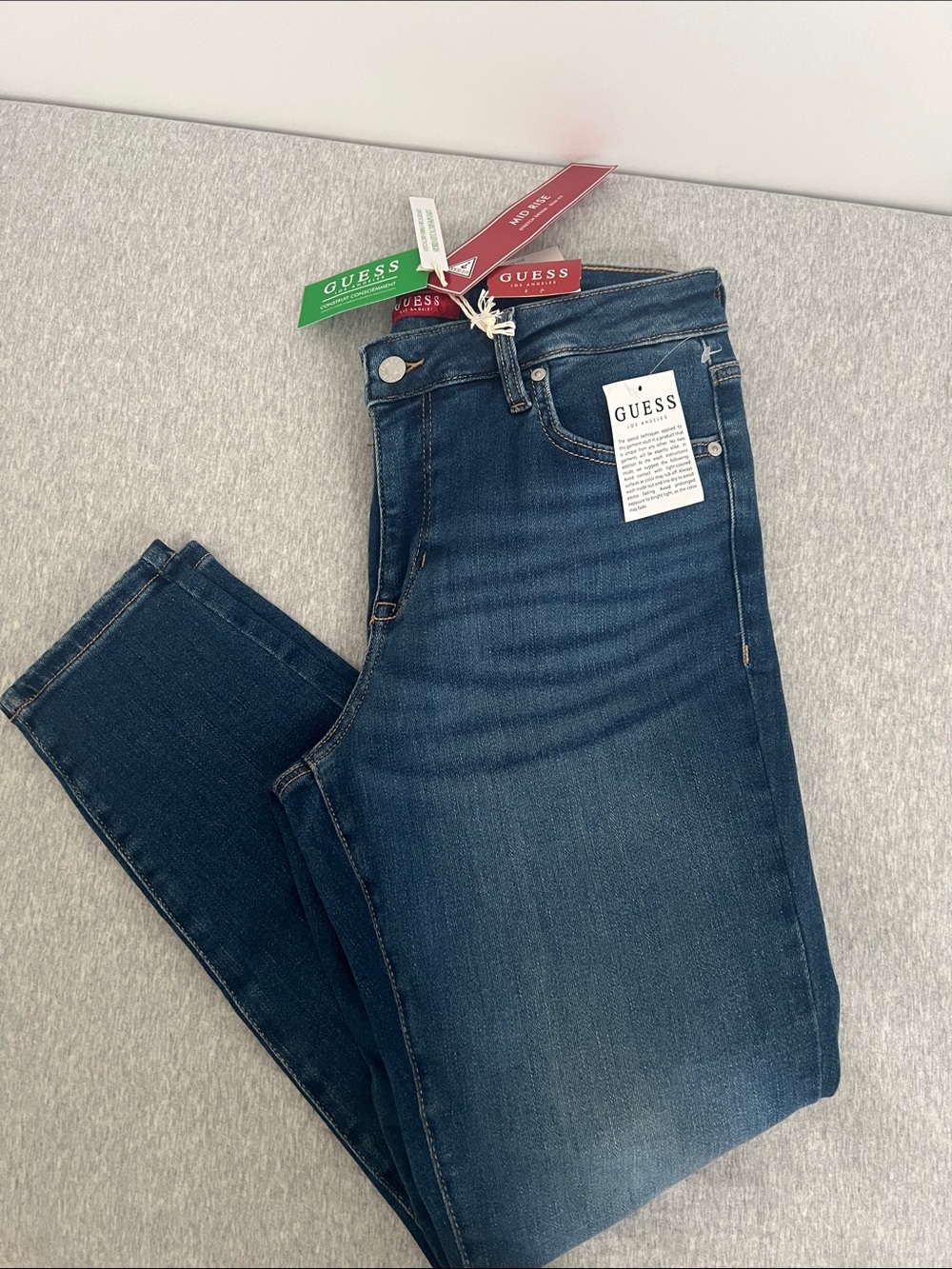 GUESS Women’s Dark Indigo Skinny Jeans